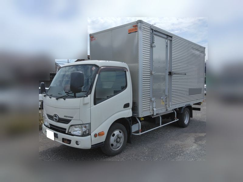 日野　デュトロ