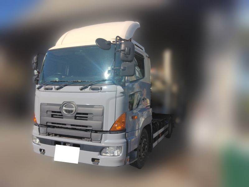 日野　プロフィア