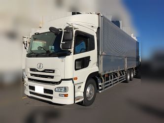 UDトラックス　クオン