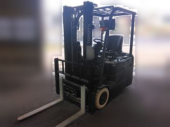 トヨタ　フォークリフト
