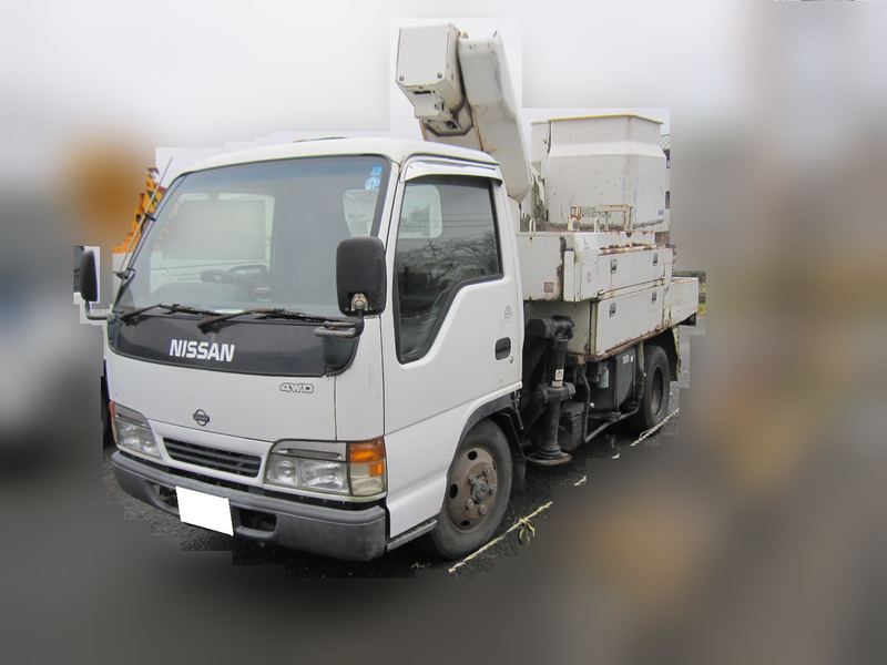ニッサン　アトラス