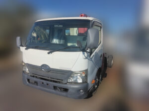 日野　デュトロ